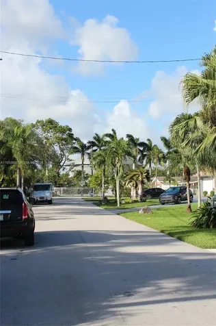 4465 SW 38th Terrace Dania Beach FL 33312
