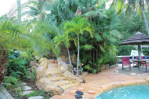 4465 SW 38th Terrace Dania Beach FL 33312