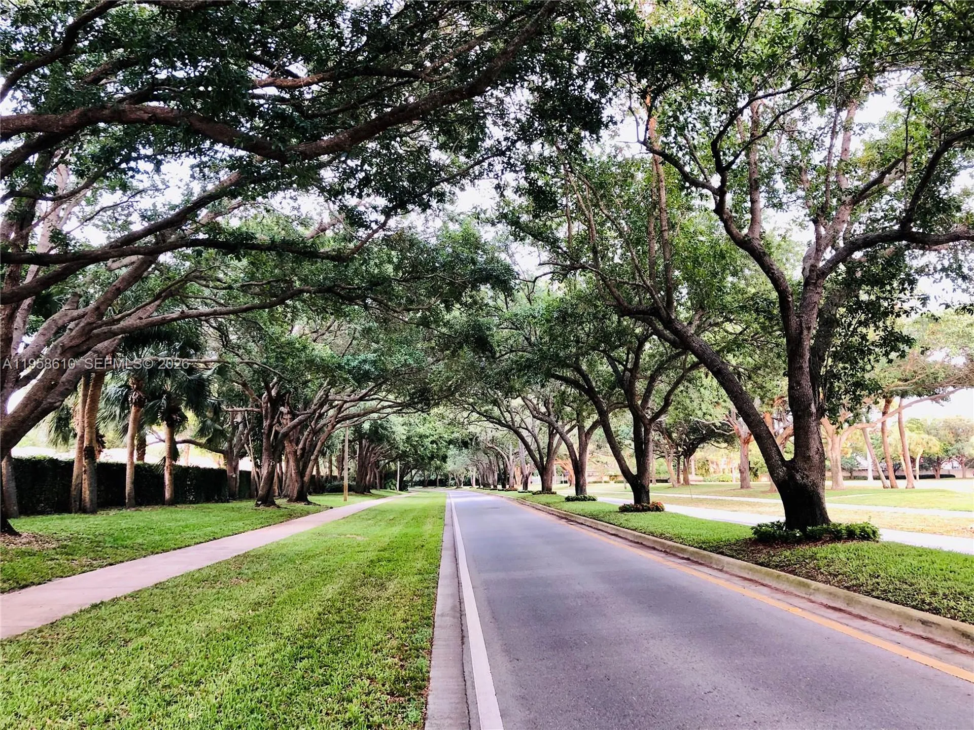 803 Silverleaf Oak Court Palm Beach Gardens FL 33410