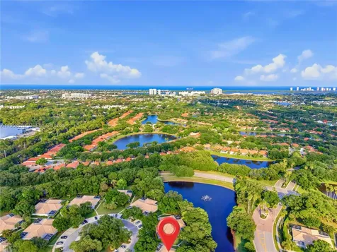 803 Silverleaf Oak Court Palm Beach Gardens FL 33410