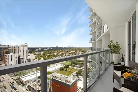 185 SW 7th Street Miami FL 33130