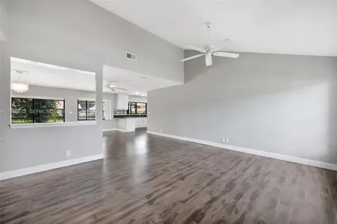10640 NW 20th Court Sunrise FL 33322