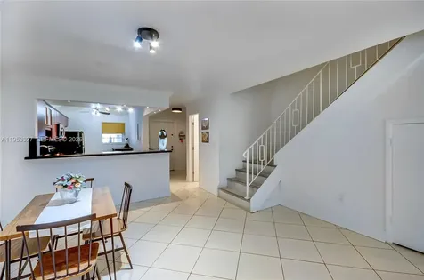 3831 Estepona Avenue Doral FL 33178