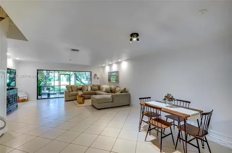 3831 Estepona Avenue Doral FL 33178