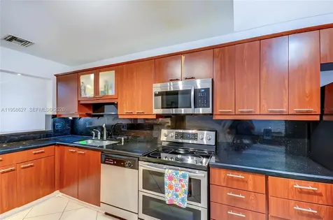 3831 Estepona Avenue Doral FL 33178