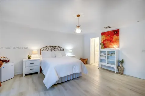 3831 Estepona Avenue Doral FL 33178
