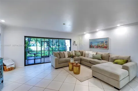 3831 Estepona Avenue Doral FL 33178