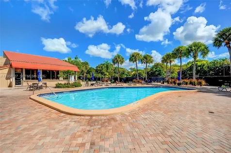 3831 Estepona Avenue Doral FL 33178