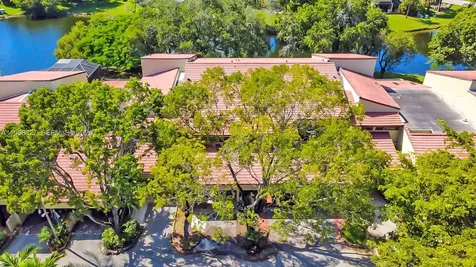 3831 Estepona Avenue Doral FL 33178