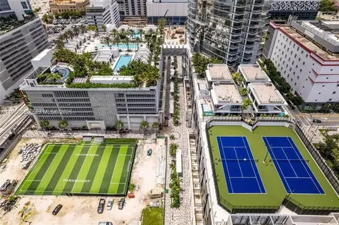 851 NE 1st Avenue Miami FL 33132
