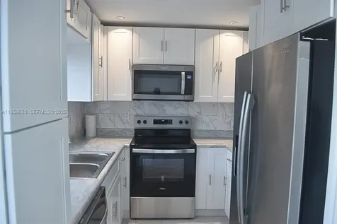 9763 NW 37th Street Sunrise FL 33351
