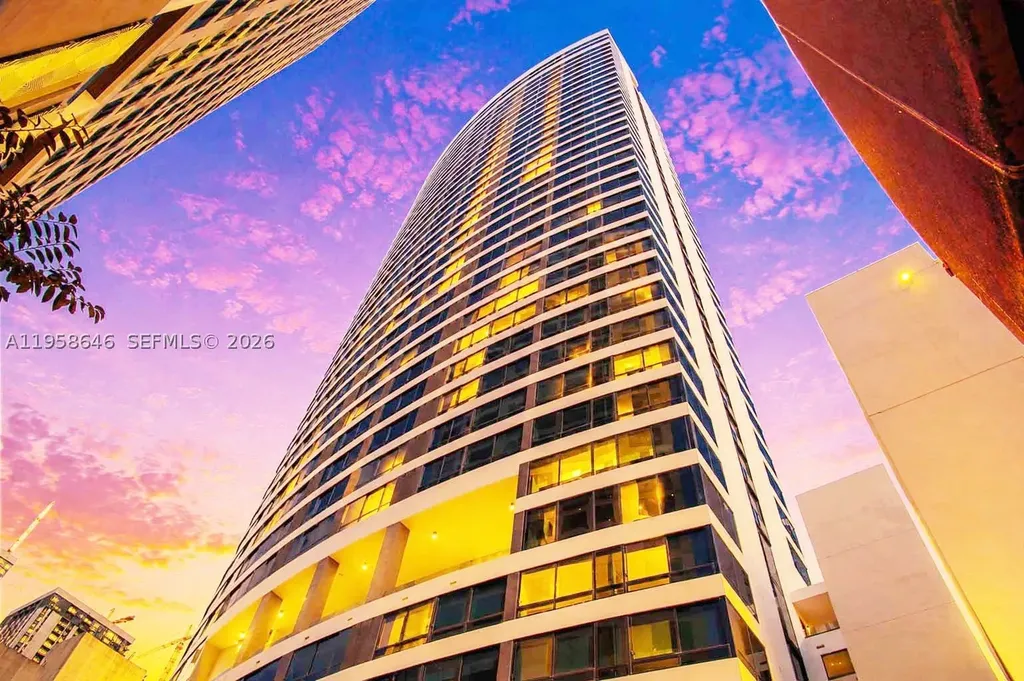 225 N Miami Avenue Miami FL 33128
