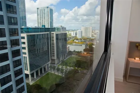 225 N Miami Avenue Miami FL 33128