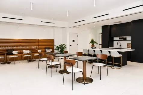 225 N Miami Avenue Miami FL 33128