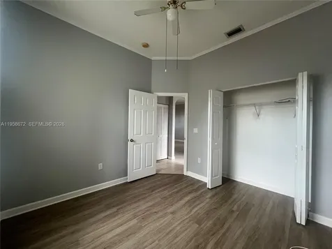 21460 SW 90th Court Cutler Bay FL 33189