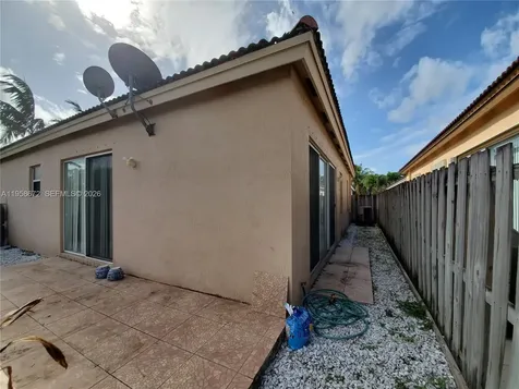 21460 SW 90th Court Cutler Bay FL 33189