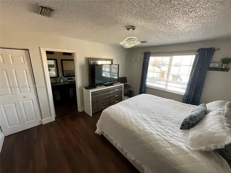 231 SW 120th Avenue Pembroke Pines FL 33025