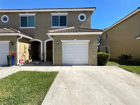231 SW 120th Avenue Pembroke Pines FL 33025