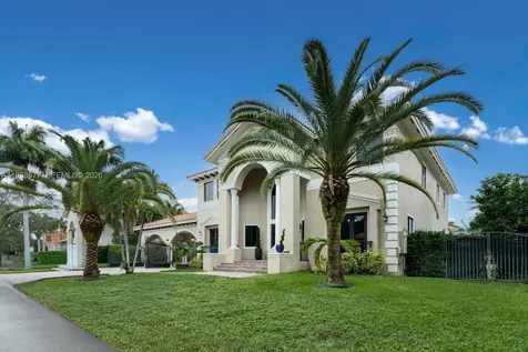 19339 SW 80th Court Cutler Bay FL 33157
