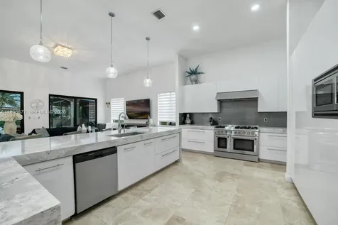 19339 SW 80th Court Cutler Bay FL 33157