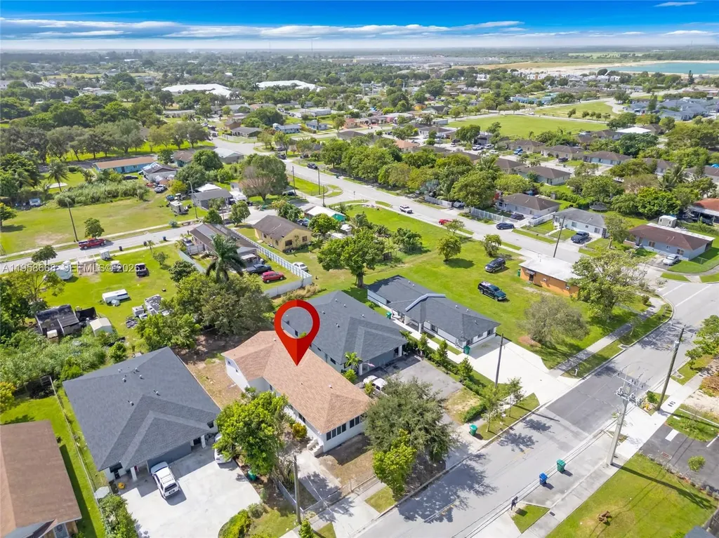 667 NW 14th Street Florida City FL 33034