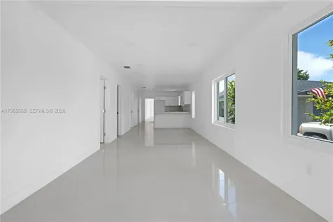 667 NW 14th Street Florida City FL 33034