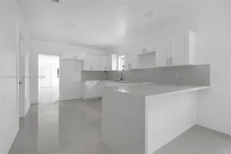 667 NW 14th Street Florida City FL 33034