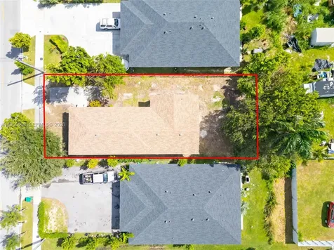 667 NW 14th Street Florida City FL 33034