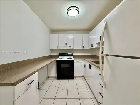 901 SW 37th Avenue Miami FL 33135