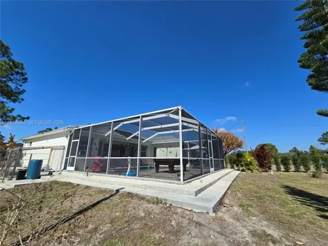 1220 Mckinley Lehigh Acres FL 33972