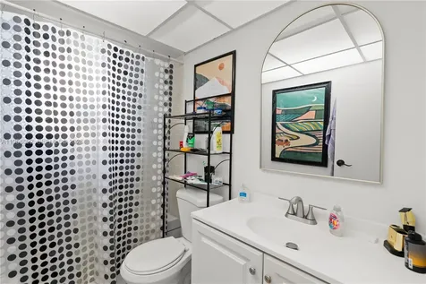 1800 SW 81st Avenue North Lauderdale FL 33068