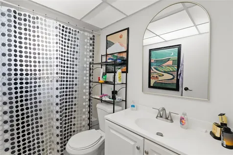1800 SW 81st Avenue North Lauderdale FL 33068