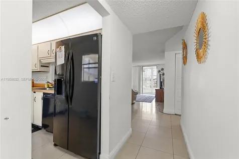 1800 SW 81st Avenue North Lauderdale FL 33068