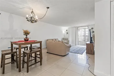 1800 SW 81st Avenue North Lauderdale FL 33068