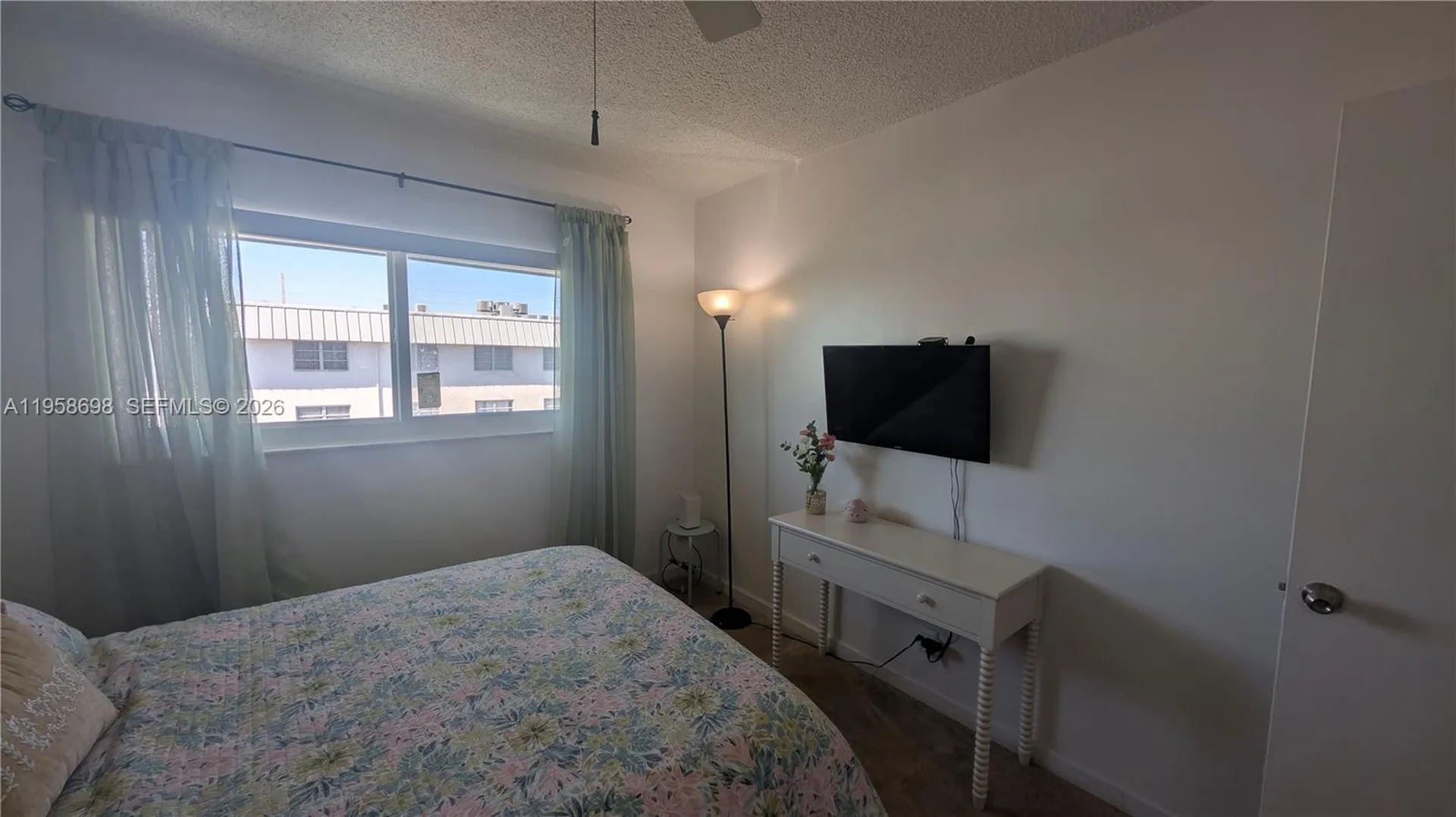 5300 Washington Street Hollywood FL 33021