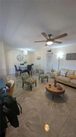 5300 Washington Street Hollywood FL 33021