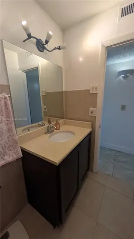 5300 Washington Street Hollywood FL 33021