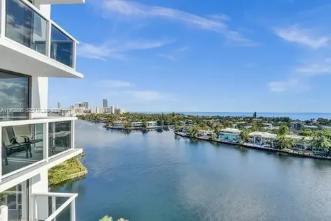 20515 E Country Club Drive Aventura FL 33180