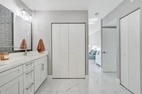 20515 E Country Club Drive Aventura FL 33180