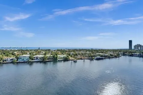 20515 E Country Club Drive Aventura FL 33180