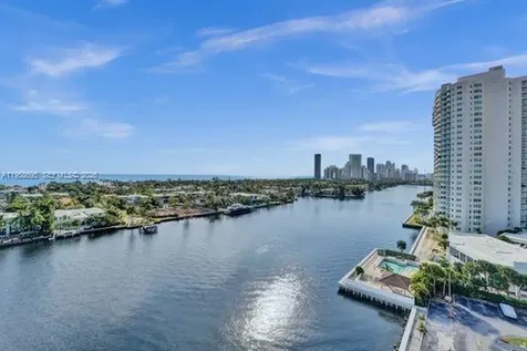 20515 E Country Club Drive Aventura FL 33180