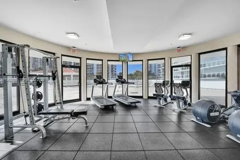 20515 E Country Club Drive Aventura FL 33180