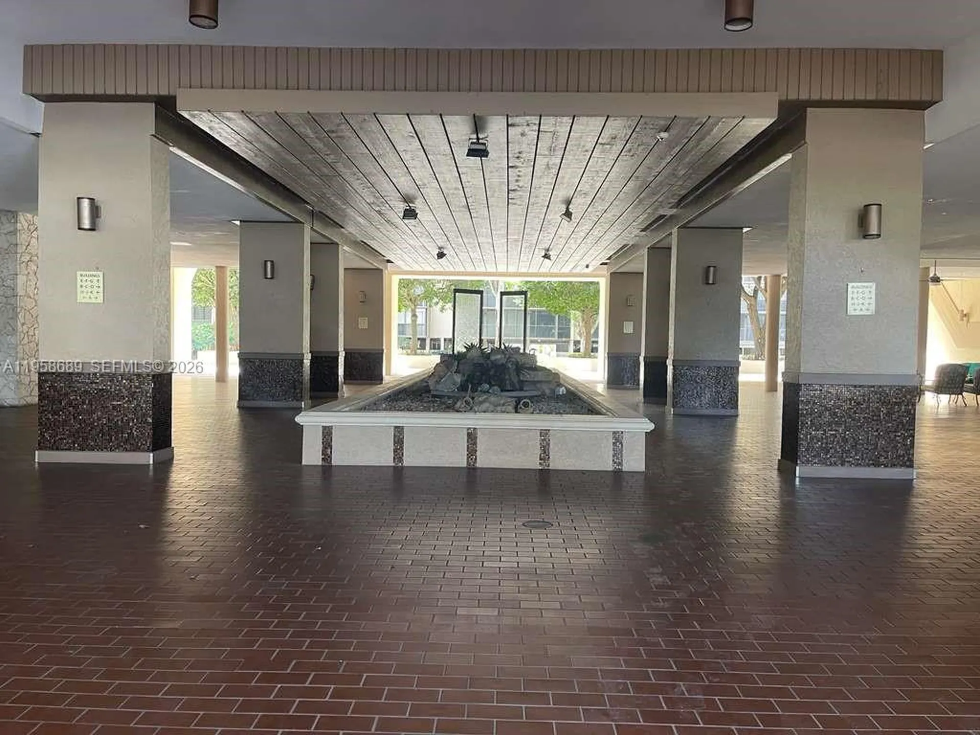 2802 N 46th Avenue Hollywood FL 33021