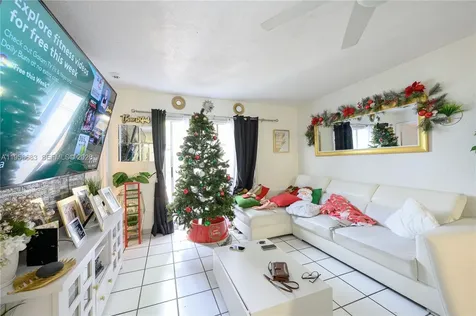 998 SW 8th Place Florida City FL 33034