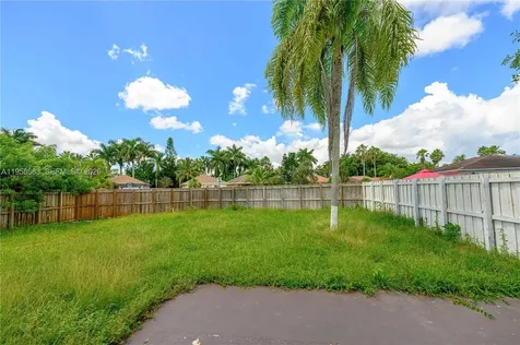 998 SW 8th Place Florida City FL 33034