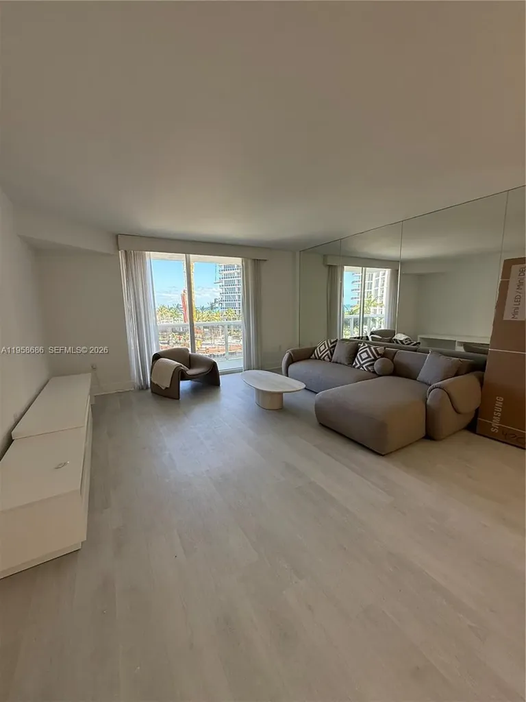 10275 Collins Avenue Bal Harbour FL 33154