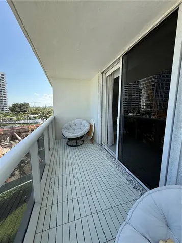 10275 Collins Avenue Bal Harbour FL 33154