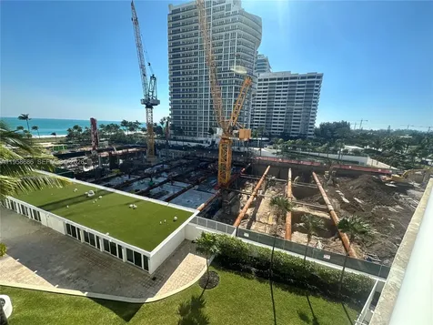 10275 Collins Avenue Bal Harbour FL 33154