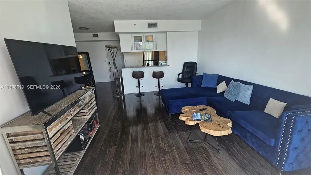 275 NE 18th Street Miami FL 33132
