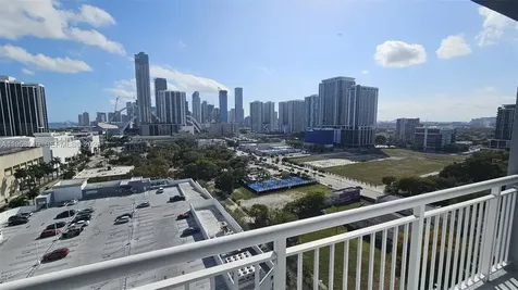 275 NE 18th Street Miami FL 33132